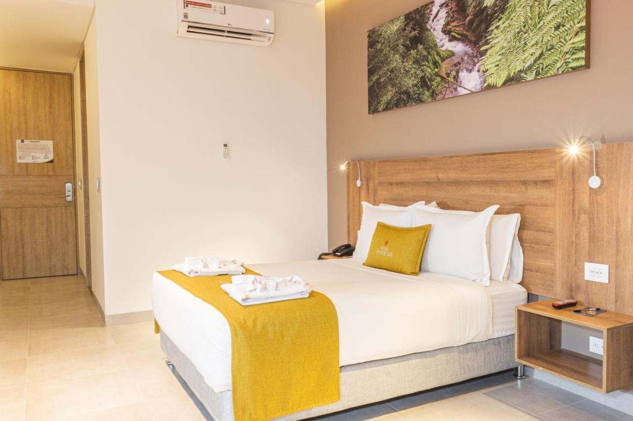 Hotel Pance 122 Wellness Spa Cali Bagian luar foto