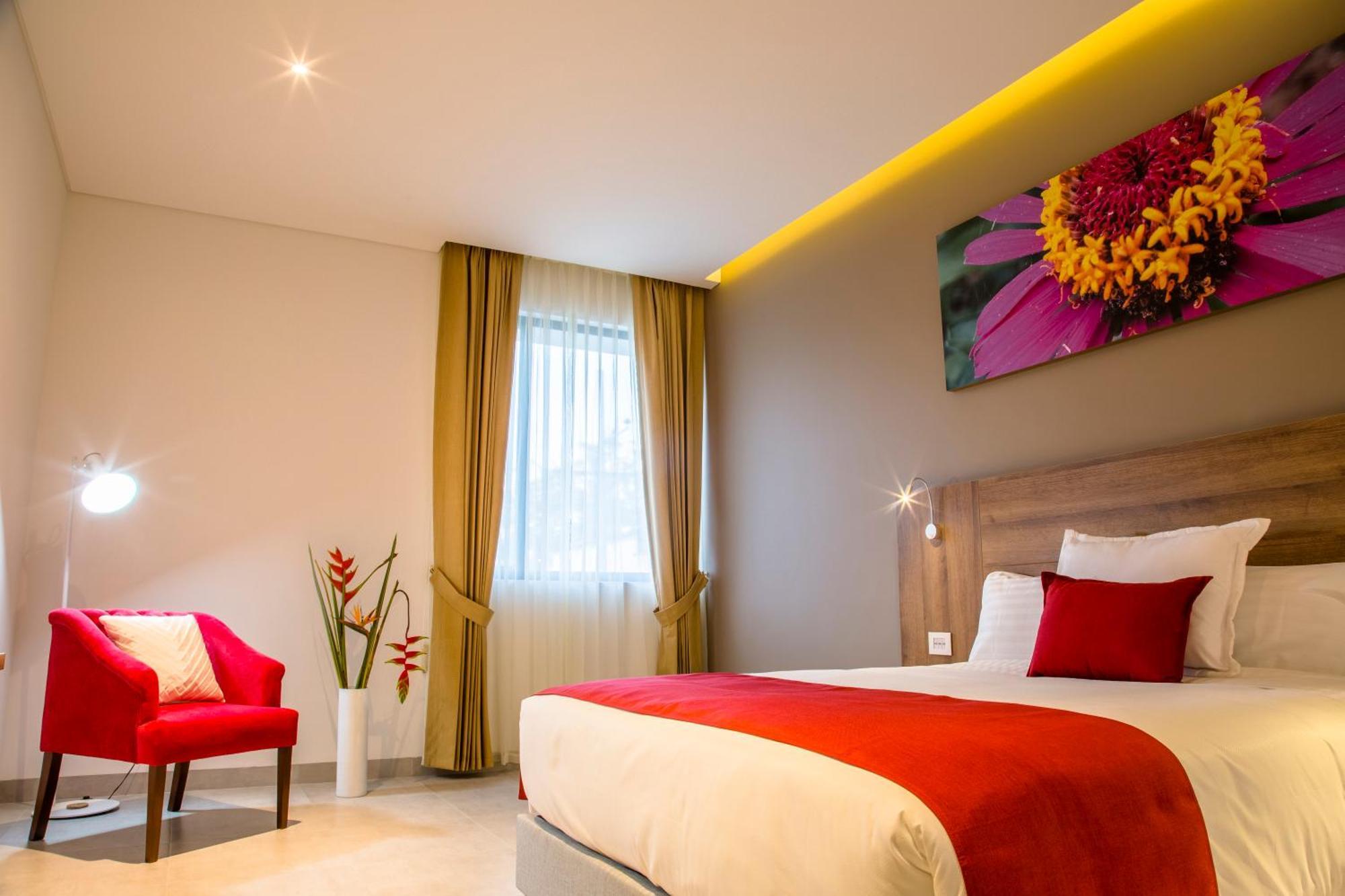 Hotel Pance 122 Wellness Spa Cali Bagian luar foto