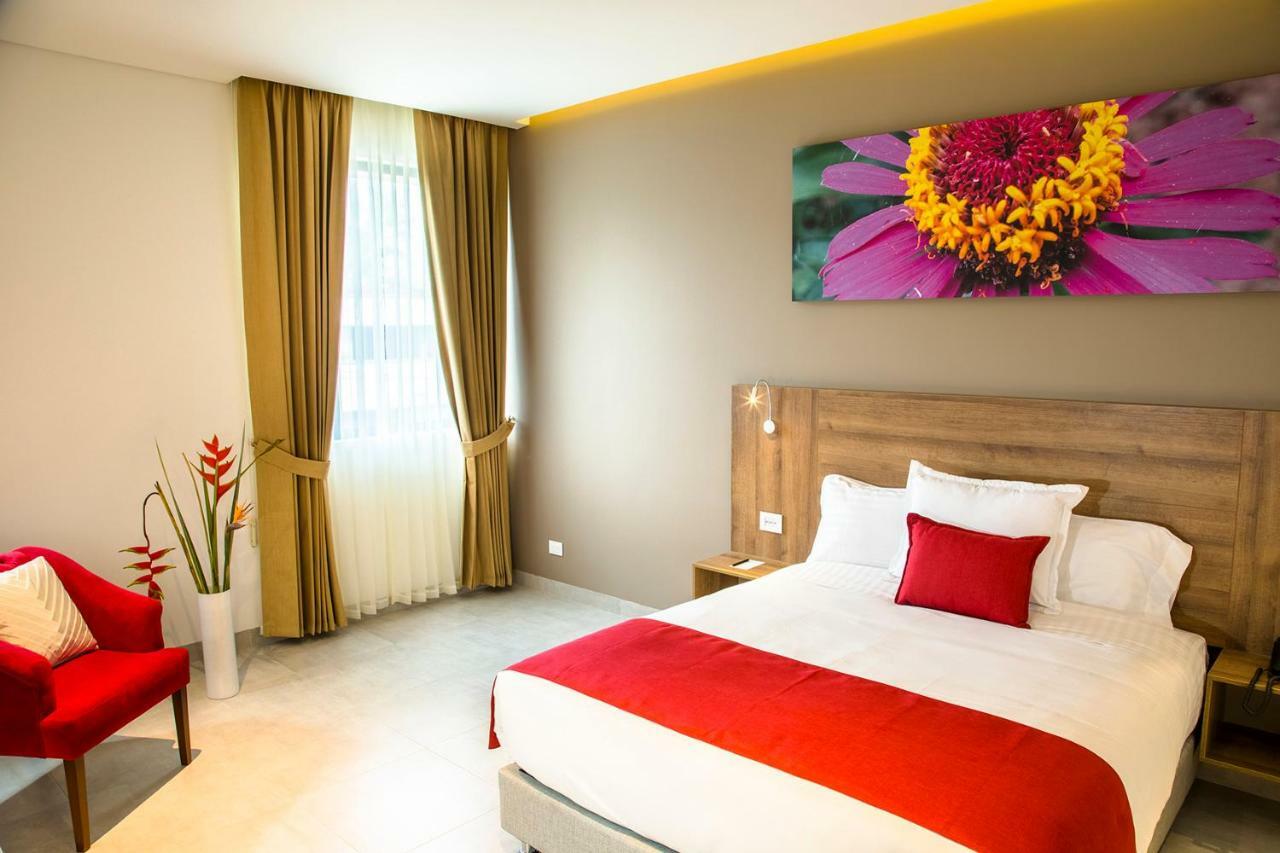 Hotel Pance 122 Wellness Spa Cali Bagian luar foto