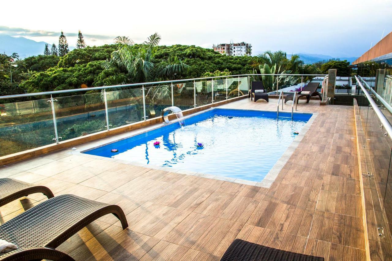 Hotel Pance 122 Wellness Spa Cali Bagian luar foto